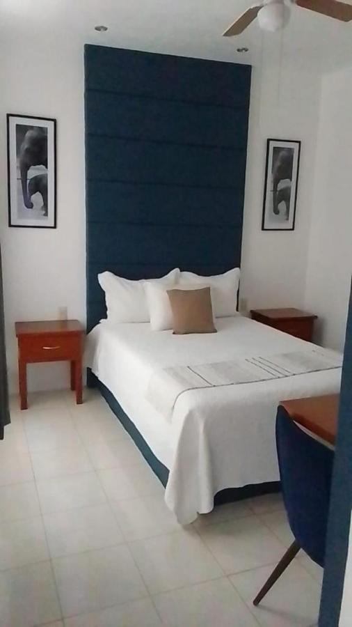 Hotel Real Villa Villa Corona Bagian luar foto