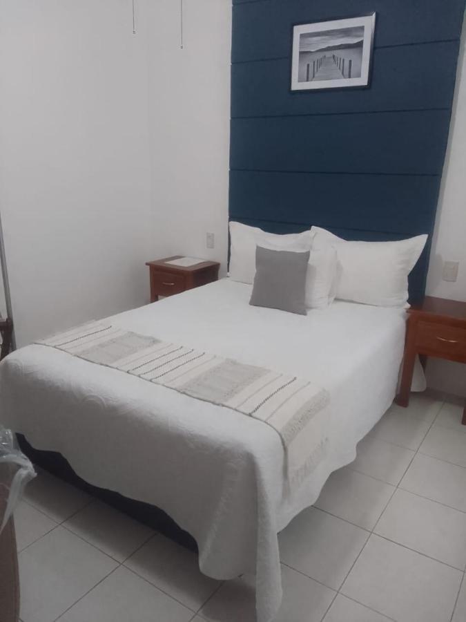 Hotel Real Villa Villa Corona Bagian luar foto